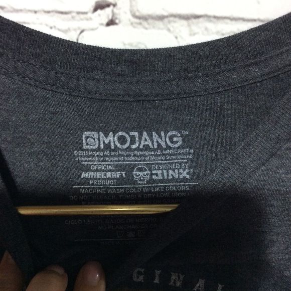 Minecraft Tee Large - Picture 3 of 11